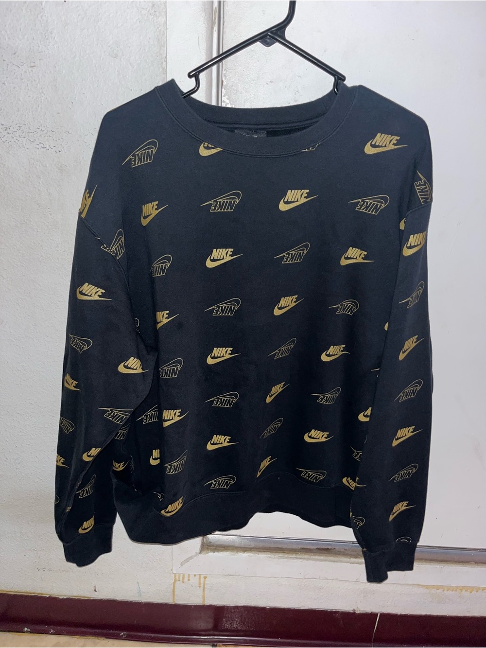 Nike Sportswear Womens All Over Print Logo Shine Crewneck